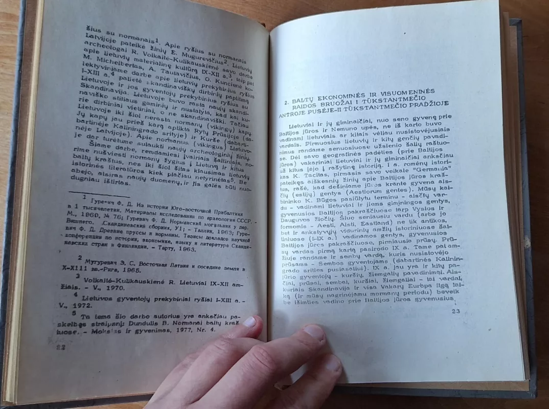 Normanai ir baltų kraštai (IX-XI a.) - Bronius Dundulis, knyga 6