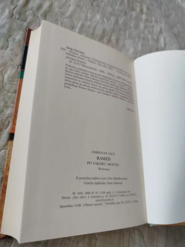 Ramzis: Po Vakarų akacija - Christian Jacq, knyga 5