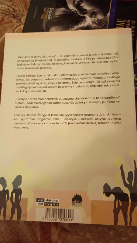 Pozityvas bendraamžių švietėjų vadovas - Autorių Kolektyvas, knyga 4