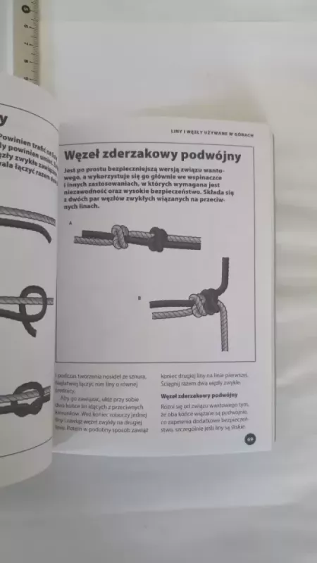 Liny i węzły: We wspinaczce, żeglarstwie i survivalu - Charles Stronge, knyga 3