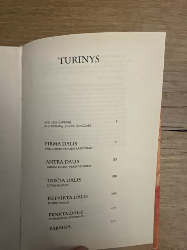 Egerio žvaigždės - Geza Gardonyi, knyga 6