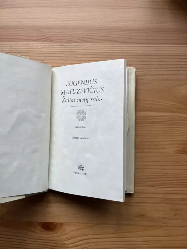 Žalios metų salos - Eugenijus Matuzevičius, knyga 3