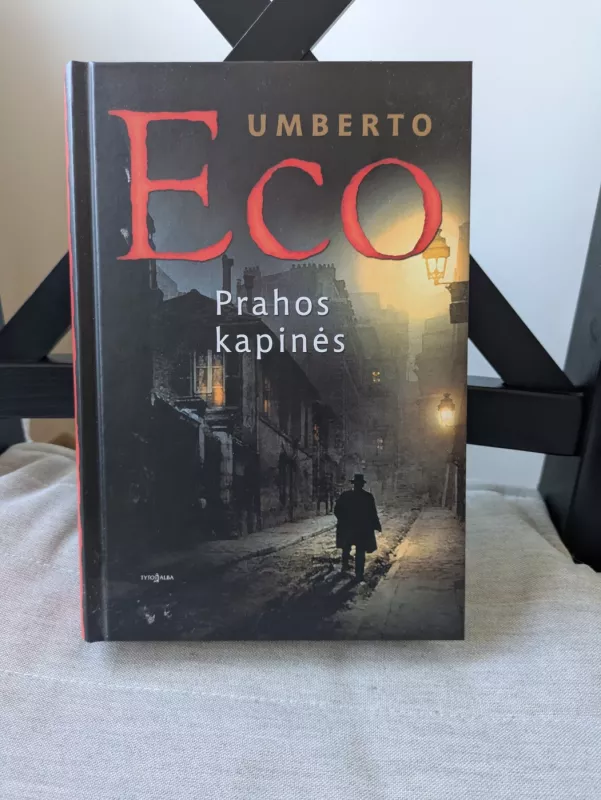Prahos kapinės - Umberto Eco, knyga 2