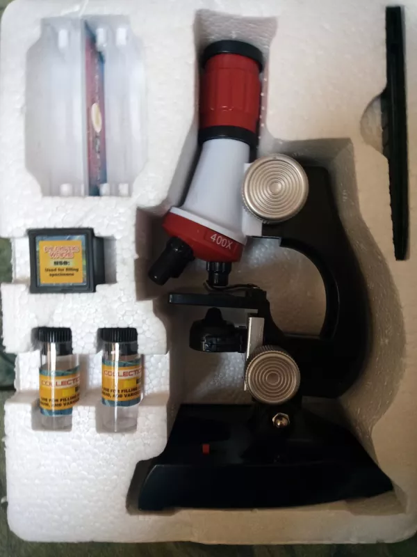 Mikroskopas - , stalo žaidimas 2