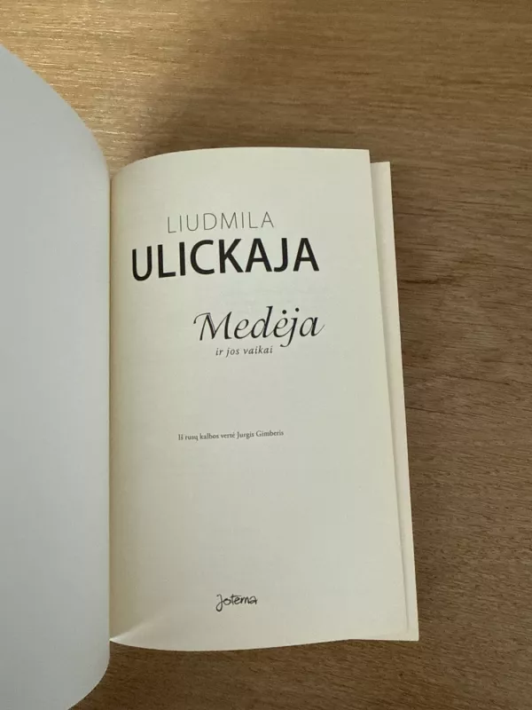 Medėja ir jos vaikai - Liudmila Ulickaja, knyga 3