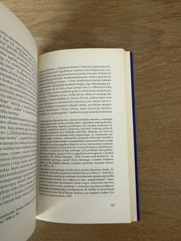 Rūpesčių moterys, moterų rūpesčiai - Solveiga Daugirdaitė, knyga 6