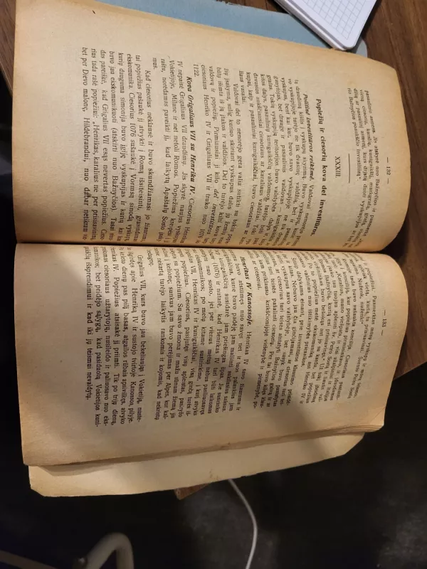 Vidurinių amžių istorija - Jonas Totoraitis, knyga 3