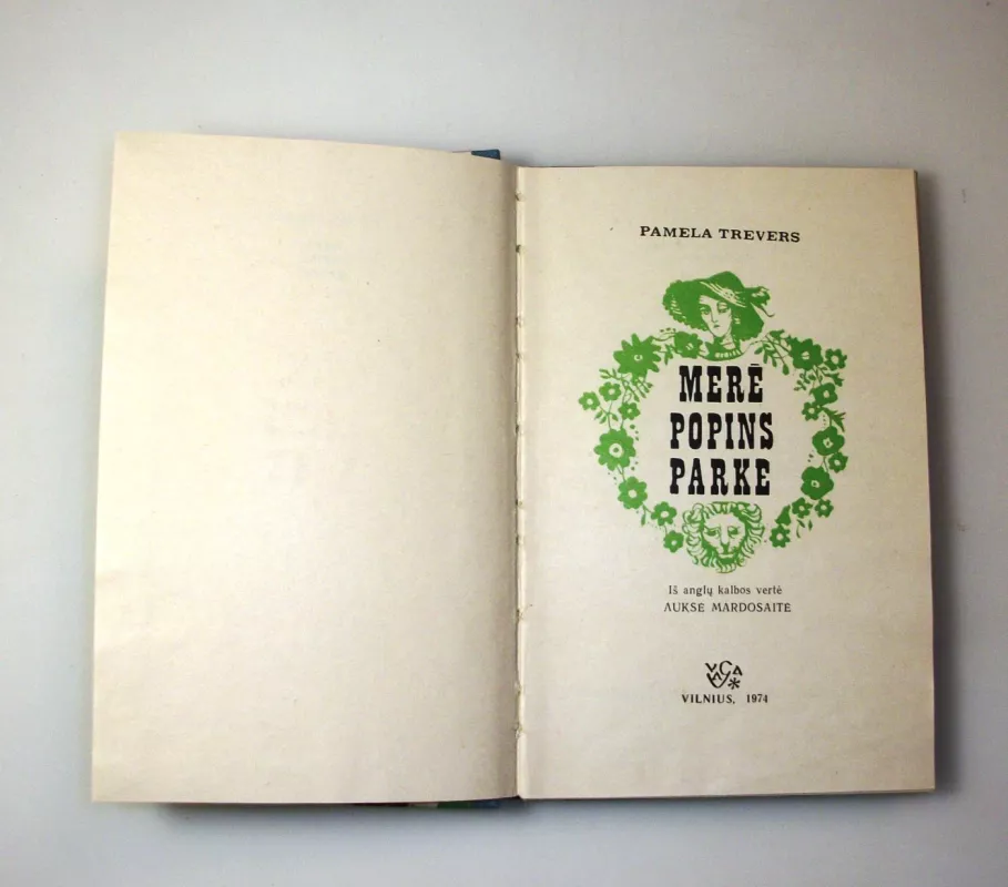 Merė Popins parke - Pamela Travers, knyga 6
