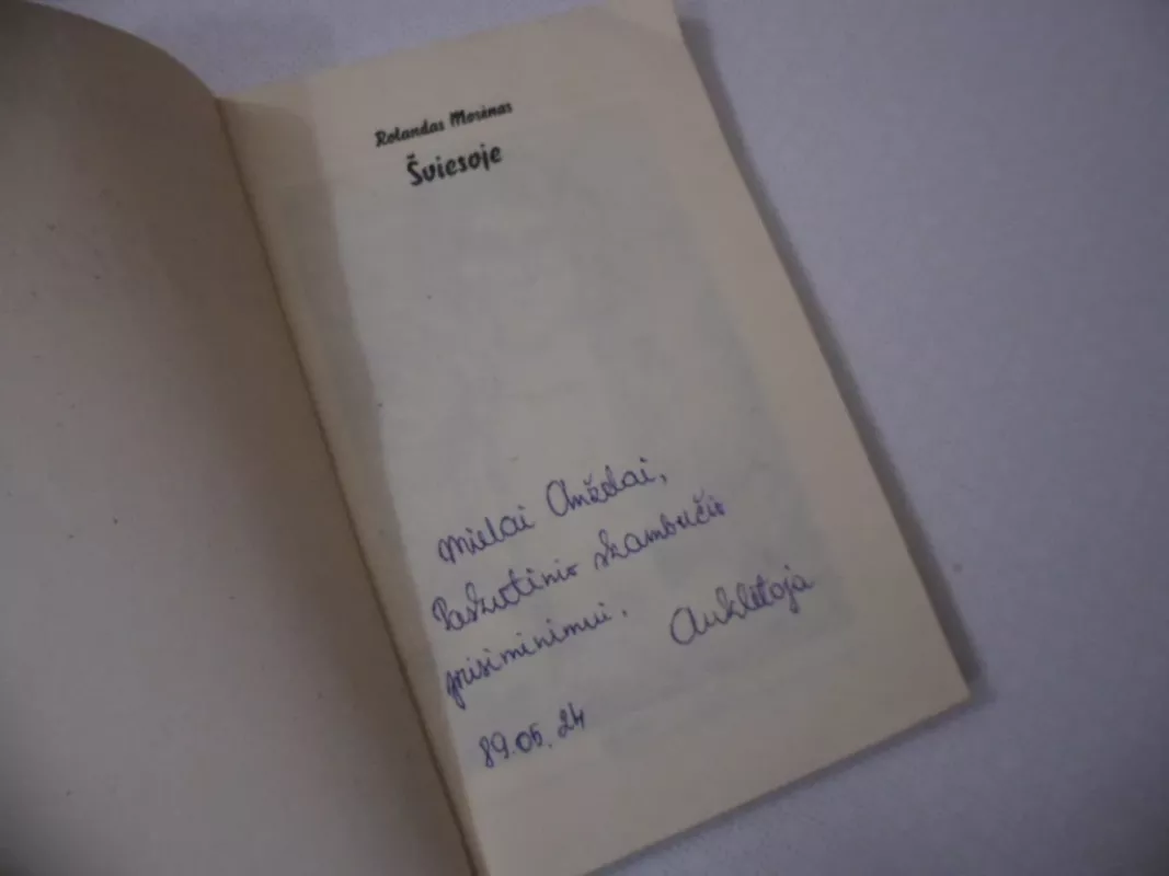 Šviesoje - Rolandas Mosėnas, knyga 3