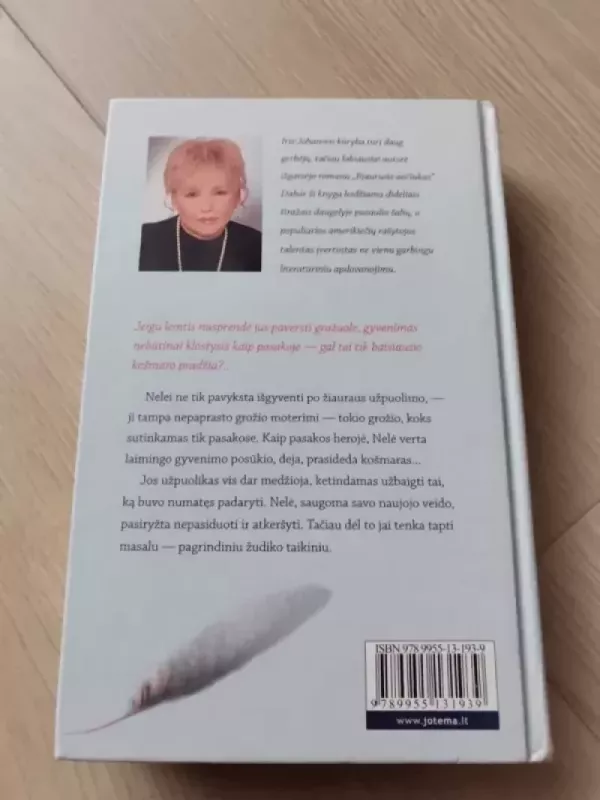 Bjaurusis ančiukas - Iris Johansen, knyga 3