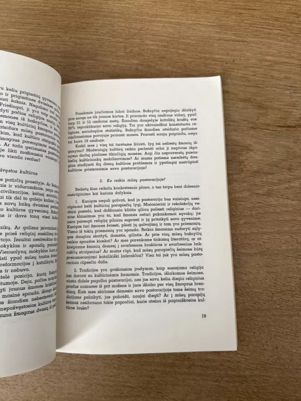 Lux Christi 1960 m. Rugsėjis. Nr 3-36 - Autorių kolektyvas (įvairūs), knyga 5