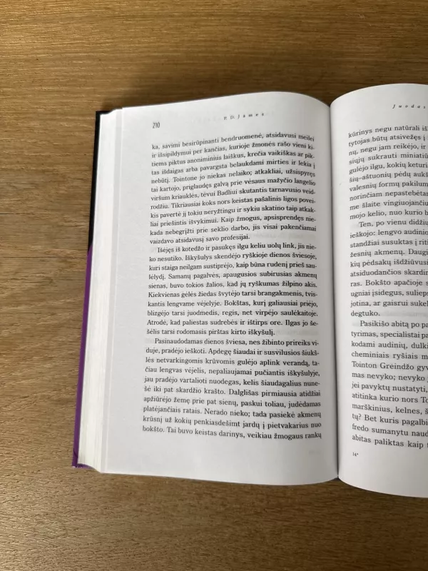 Juodasis bokštas - P. D. James, knyga 5