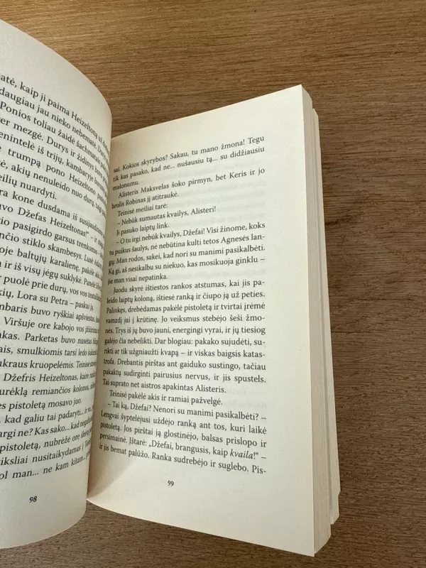 Kiniška skraistė - Patricia Wentworth, knyga 5