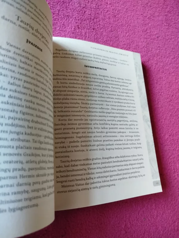 Taro kortų veidrodyje - Tarologė Lidija , knyga 4