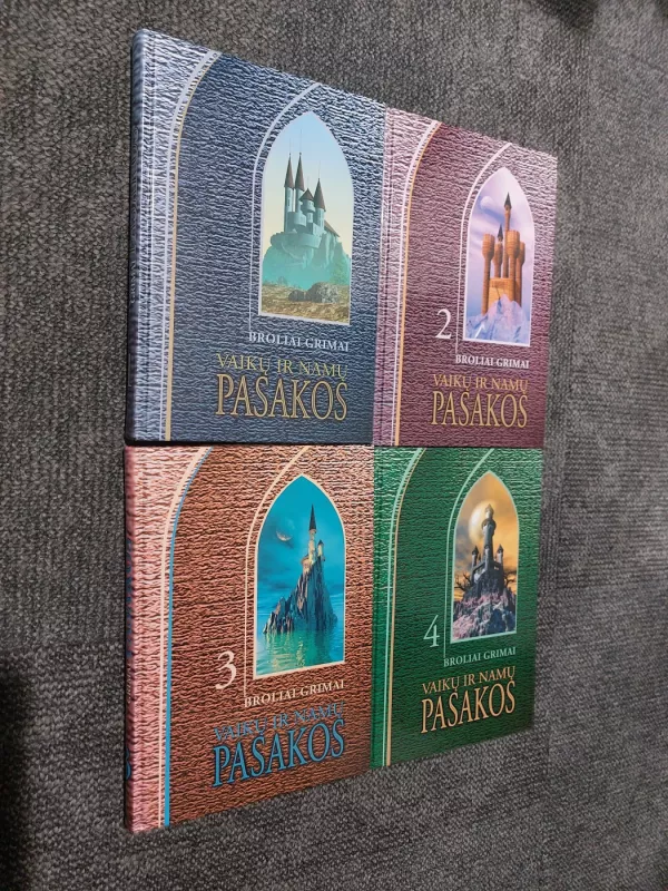 Vaikų ir namų pasakos (4 tomai) -  Broliai Grimai, knyga 3