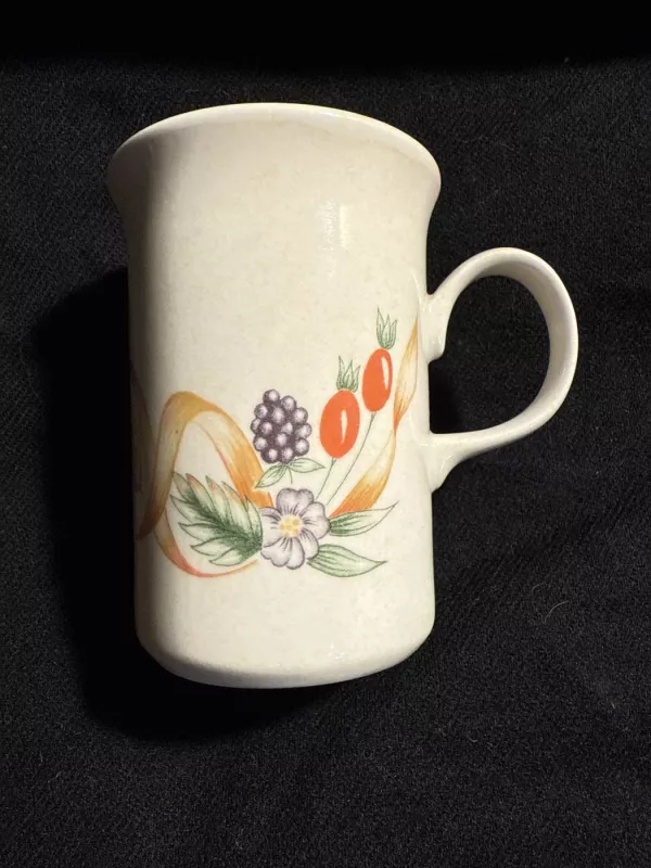 Churchill puodelis - , namai ir interjeras 2