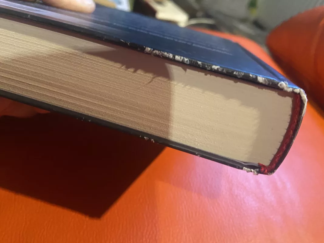 Nepatogi tiesa - John le Carré, knyga 2