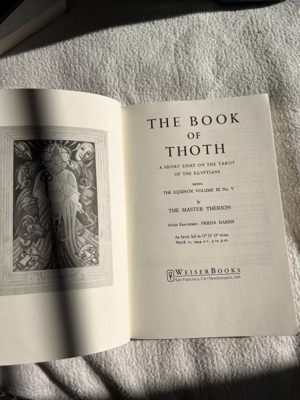 The Book of Thoth (Egyptian Tarot) - Aleister Crowley, knyga 3