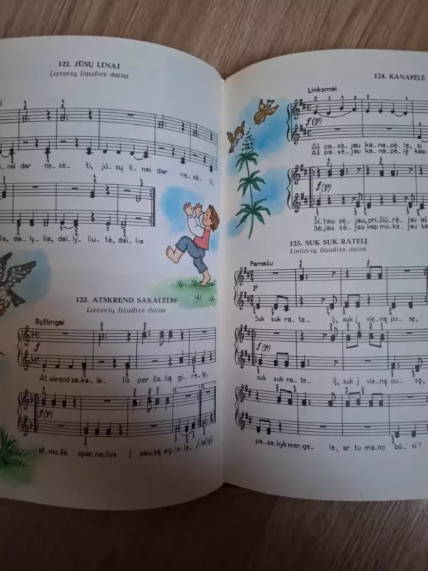 Jaunasis pianistas (pirmoji knyga) - Vida Krakauskaitė, knyga 5