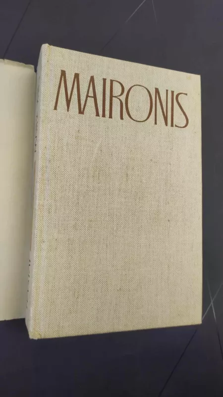 Maironis Raštai III (antroji kn.) -  Maironis, knyga 3