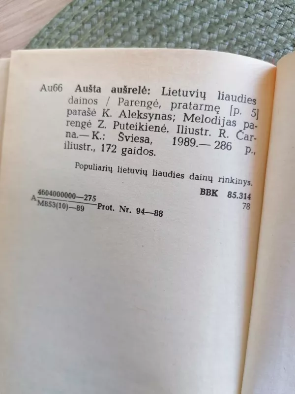 Lietuvių liaudies dainos - Aušta Aušrelė, knyga 6