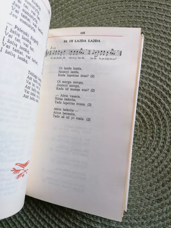Lietuvių liaudies dainos - Aušta Aušrelė, knyga 5