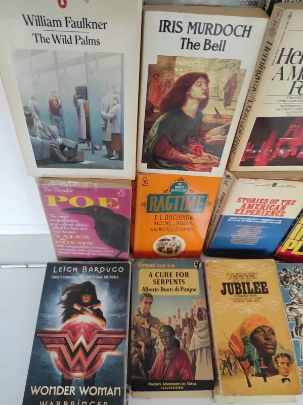 Knygos anglų kalba - Autorių Kolektyvas, knyga 3