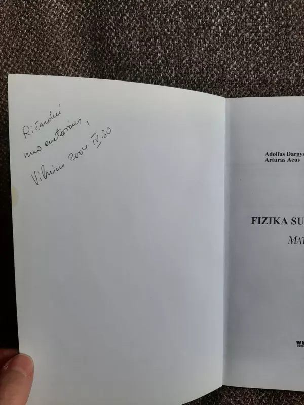 Fizika su kompiuteriu Mathematica - A. Dargys, A. Acus, knyga 3