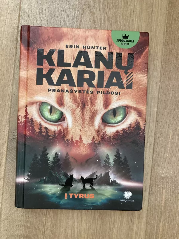 Klanų kariai Į tyrus - Erin Hunter, knyga 2