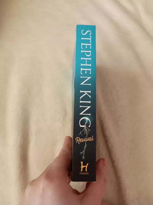 Revival - Stephen King, knyga 4