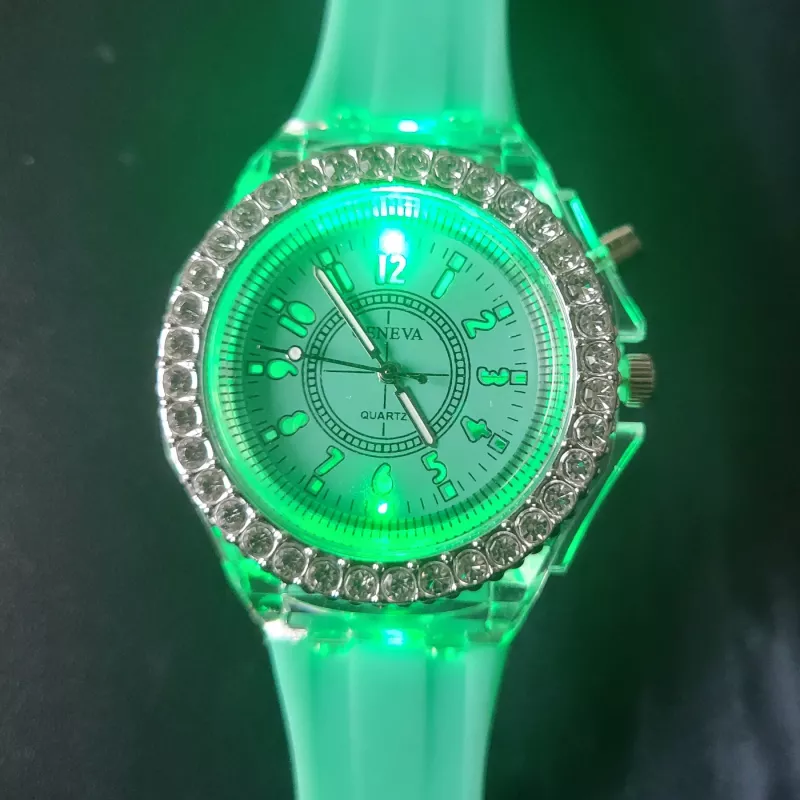 Viršilos laikrodis – Ryškus Stilius Kasdienai! - , namai ir interjeras 2