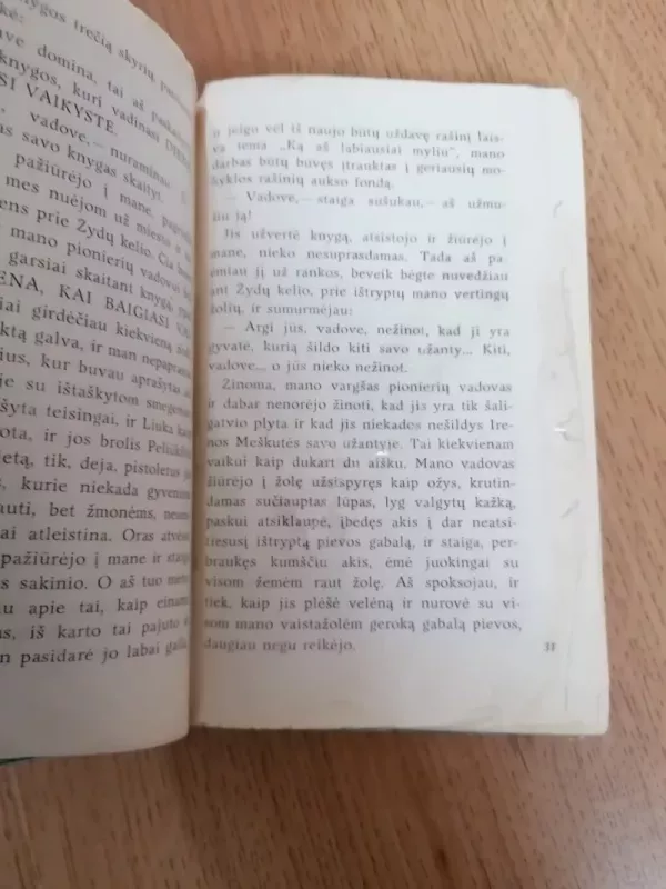 Riešutų duona - Saulius Šaltenis, knyga 4