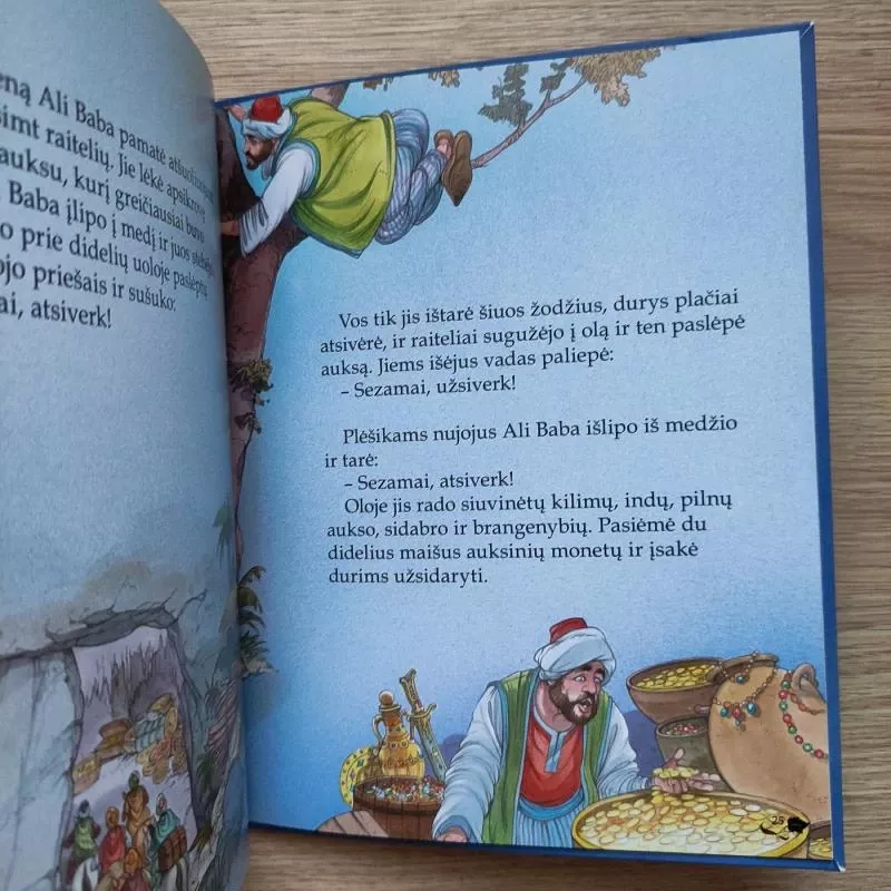 Pasakos iš rinkinio "Tūkstantis ir viena naktis" - Autorių Kolektyvas, knyga 4