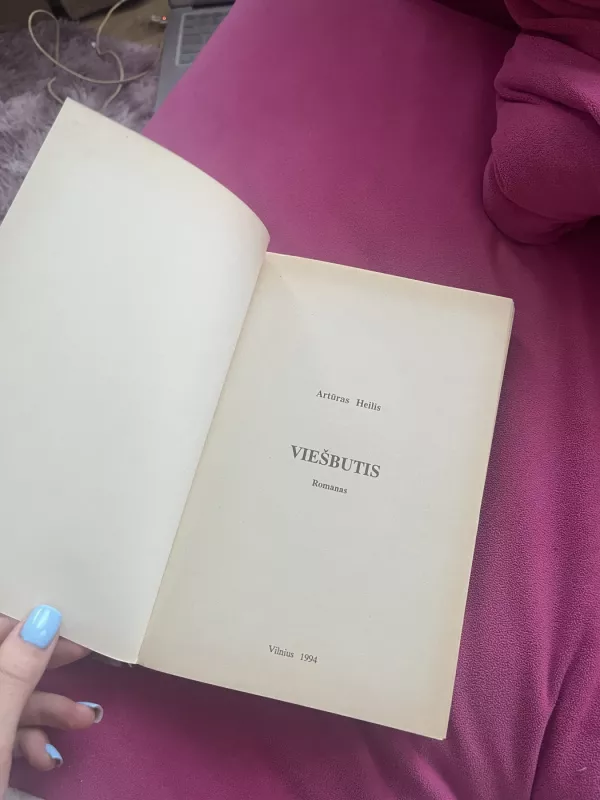 Viešbutis - Artūras Heilis, knyga 5