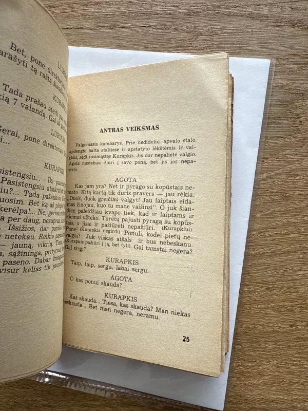 Šypsančios akys.4 veiksmų komedija. - O. Graurogkienė, knyga 5
