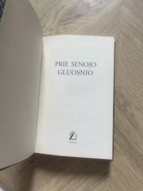 Prie senojo gluosnio - Vladas Dautartas, knyga 4