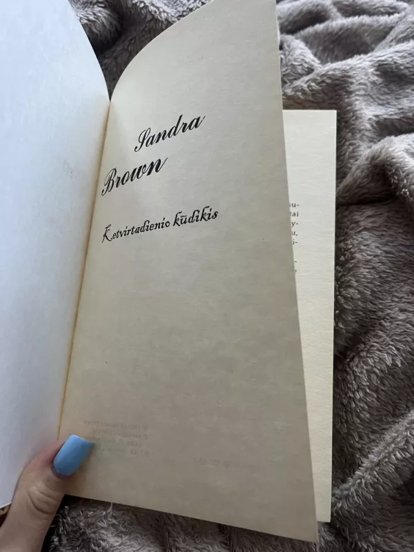 Ketvirtadienio kudikis - Sandra Brown, knyga 3