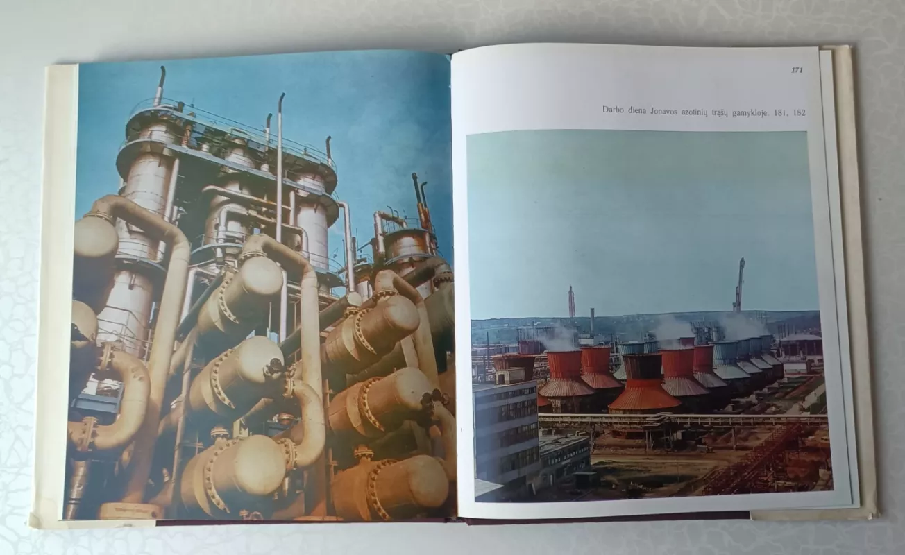 Tarybų Lietuva - Balys Bučelis, Antanas  Dakinevičius, knyga 5