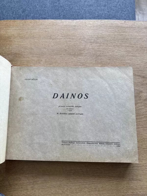 Lietuviškos dainos 1-2 dalys - L. Rėza, Liudvikas Rėza, L.Rėza Rėza, knyga 4