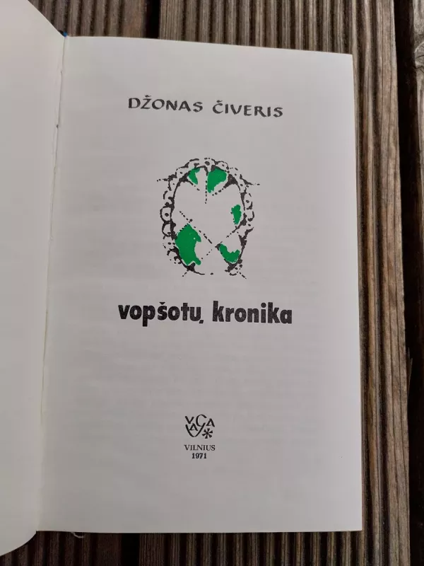 Vopšotų kronika - Džonas Čiveris, knyga 3
