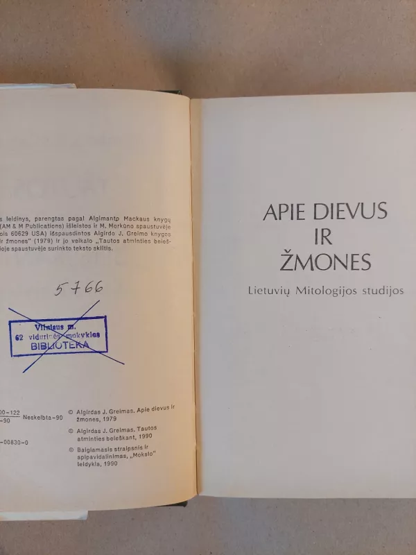 Tautos atminties beieškant. Apie dievus ir žmones - Algirdas Greimas, knyga 3