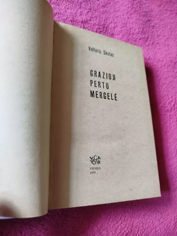 Gražioji Perto mergelė - Valteris Skotas, knyga 3