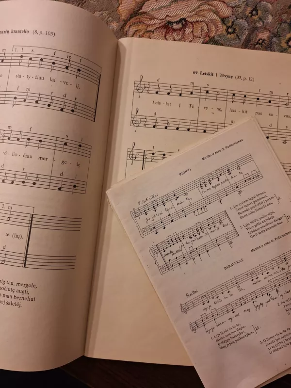 Daina ir solfedžio - Jonas Kievišas, knyga 6
