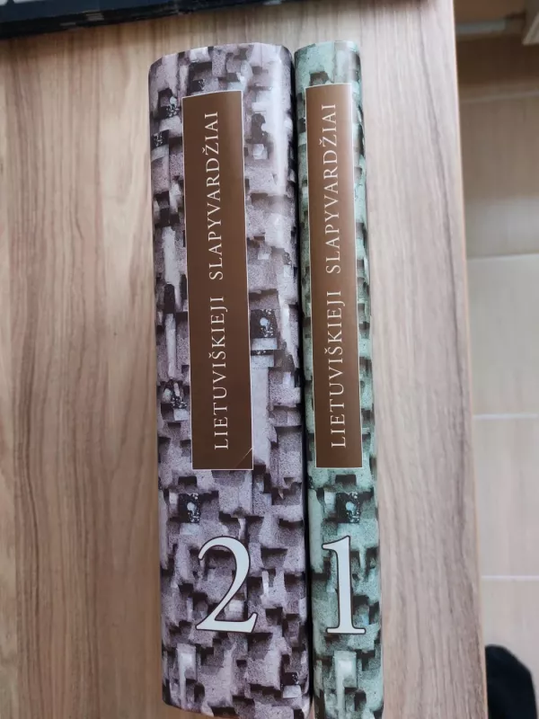 Lietuviškieji slapyvardžiai 1 ir 2 tomai 2004 - Jonas Mačiulis, knyga 3