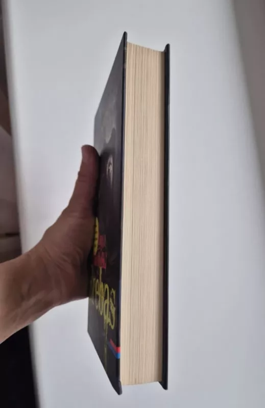 Erebas - Ursula Poznanski, knyga 3