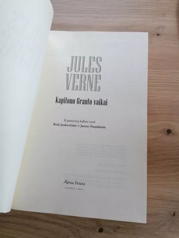 Kapitono Granto vaikai - Žiulis Vernas, knyga 4