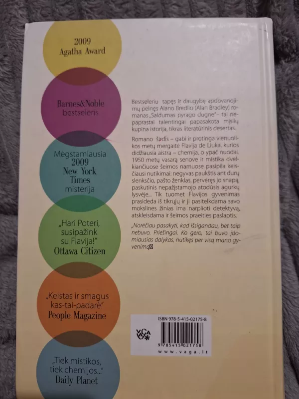 Saldumas pyrago dugne; Koriko maišo virvė; Rūkyta silkė be garstyčių (3 dalys) - Alan Bradley, knyga 4