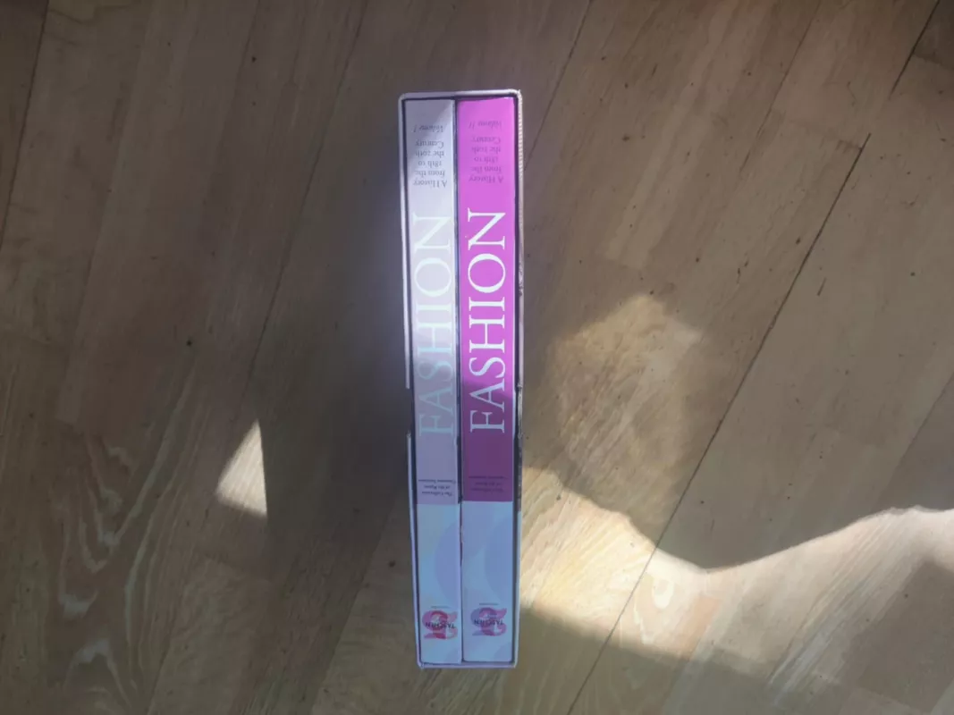 Fashion History from the 18th to the 20th Century - Kyoto Costume Institute, knyga 4