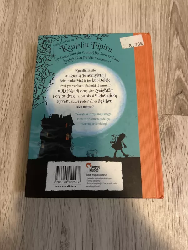 Šunelis vaiduoklis Kaulelis Pipiras - Claire Barker, knyga 3