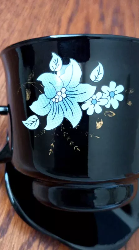 Juodo stiklo puodeliai su lėkštute, 4vnt. - , namai ir interjeras 5